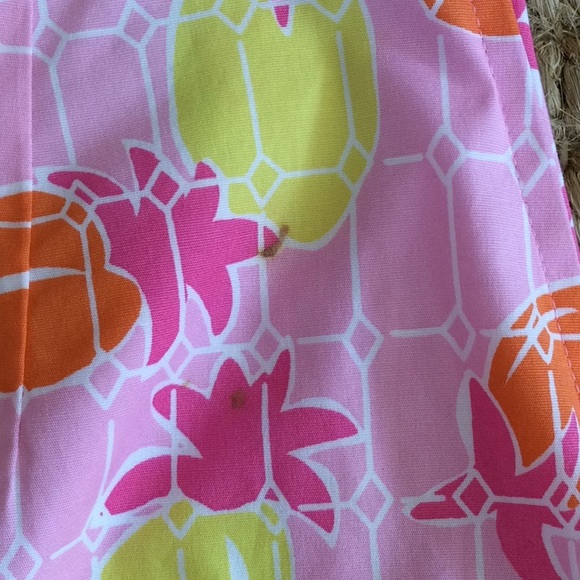 Lilly Pulitzer Shorts - Size 6 - Picture 6 of 6